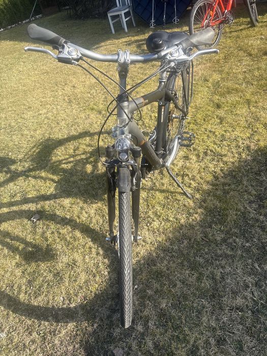 Rower trekingowy czarno-szary