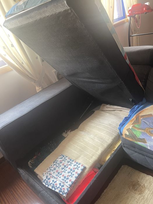 Sofá com chaise longue