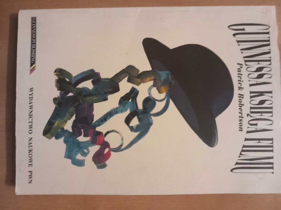 Guinnessa księga filmu Patrick Robertson