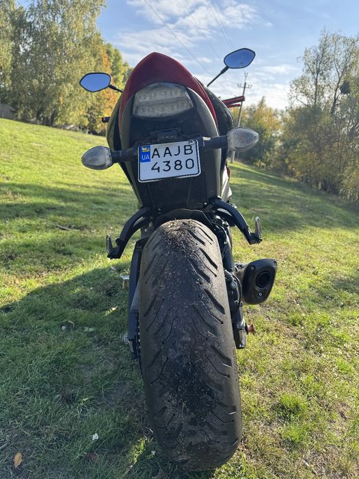 Продам мотоцикл Suzuki gsx s 1000 в супер стані
