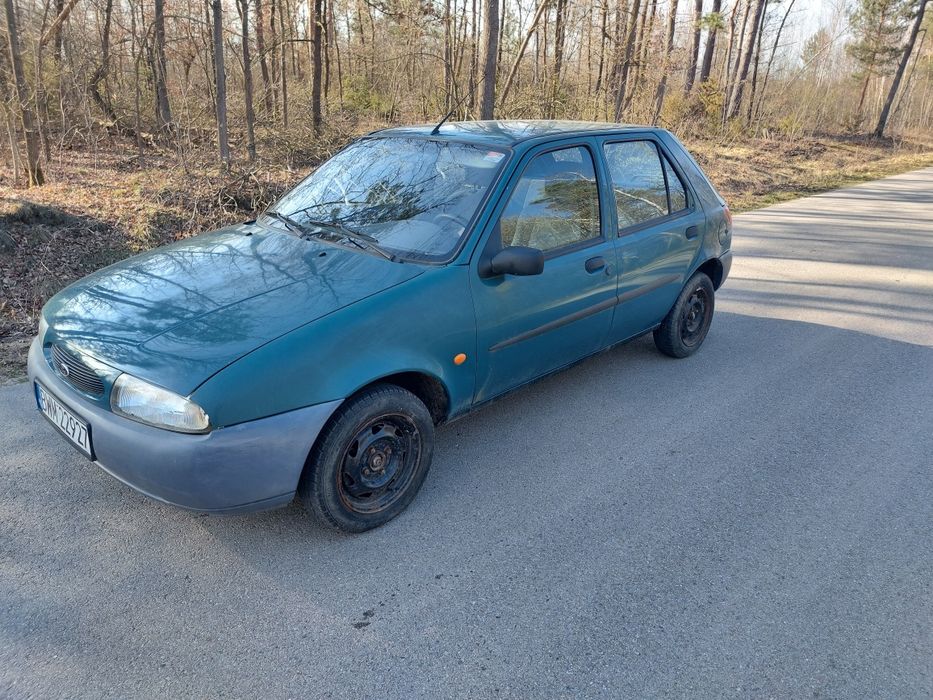 Sprzedam Fiesta 1.3 benzyna