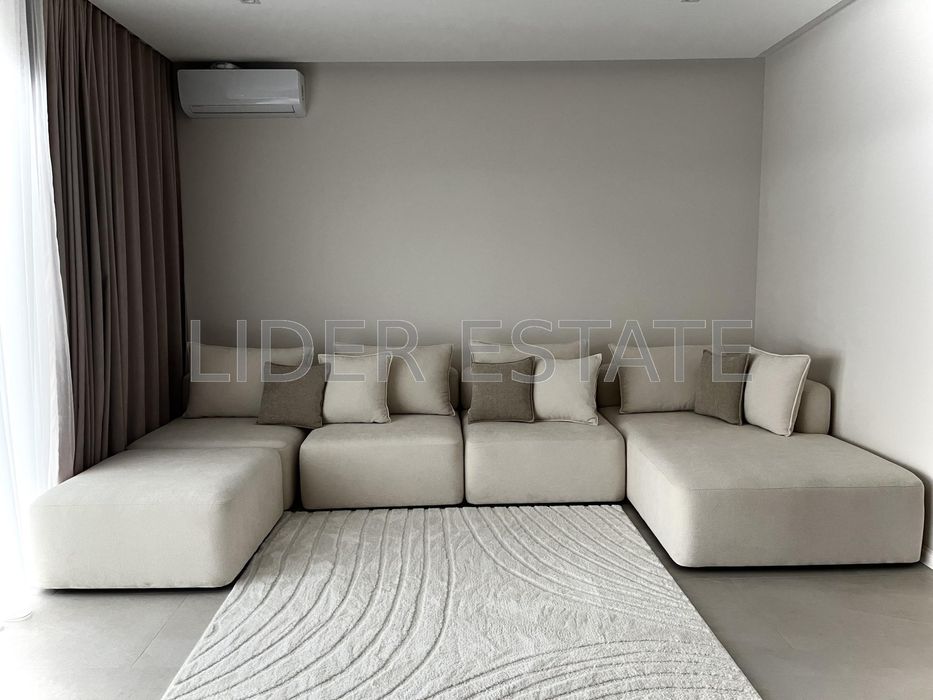 Довгострокова Оренда таунхауса в Таунхаус Village