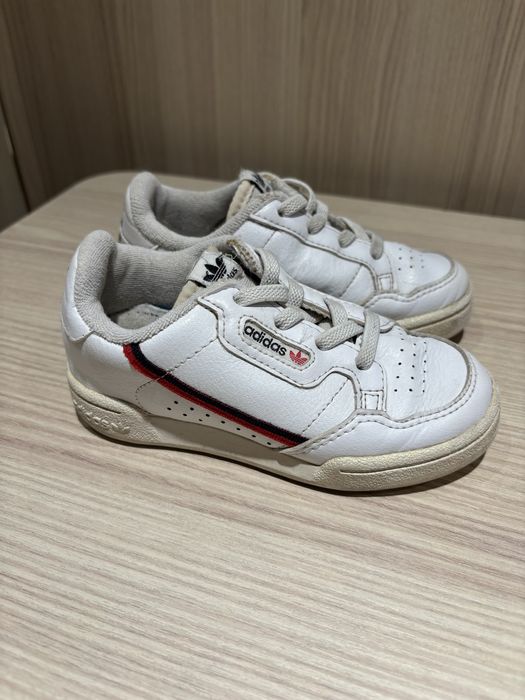 Дитячі кросівки adidas continental 15 см