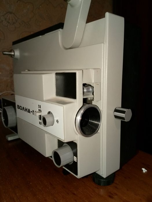 Кінопроектор Волна-М