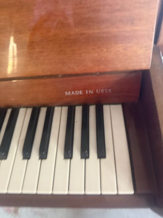 Pianino Liryka używane