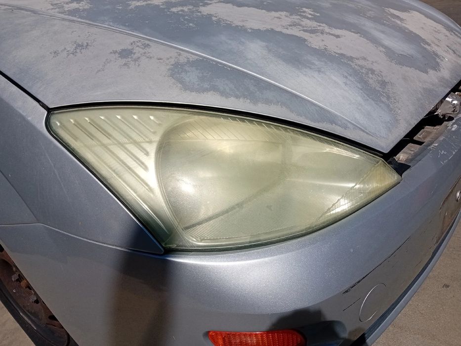Ótica / farol direita FORD Focus I (DAW, DBW)
