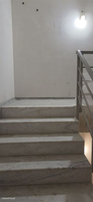T2 Novo com Varanda e Garagem em Nogueira, Braga | 359.000 €