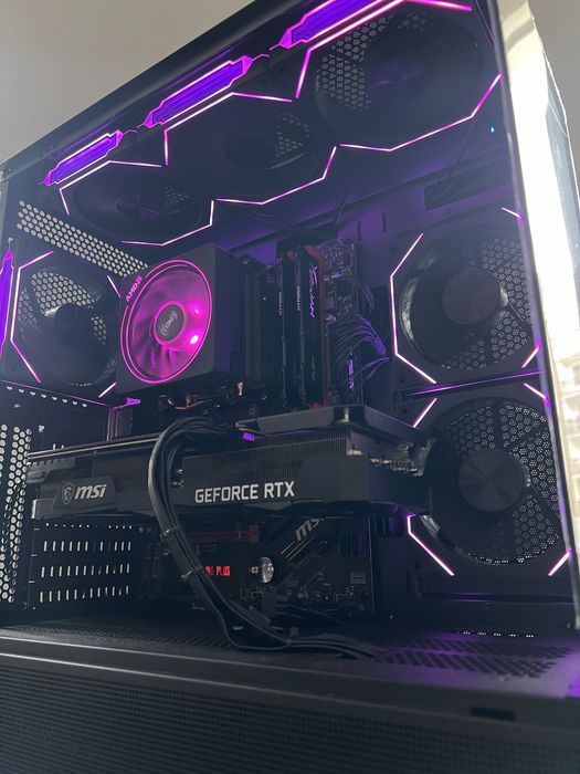 Komputer gamingowy / RTX 3070 Ti / 7 5700X / 32GB RAM / 512GB SSD