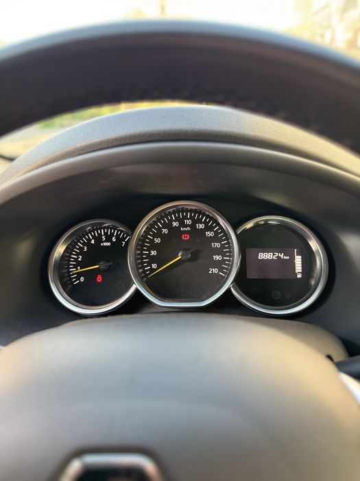 Авто Renault Logan 2020