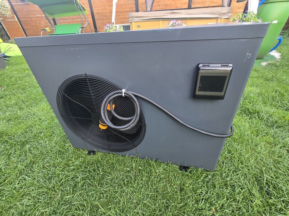 Pompa ciepla do basenu INVERTER Meranus 9 kW