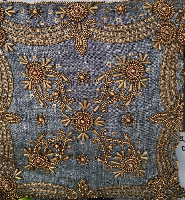 Duas almofadas decorativas