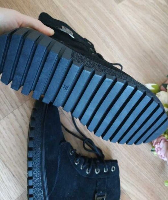 Зимові ботинки жіночі