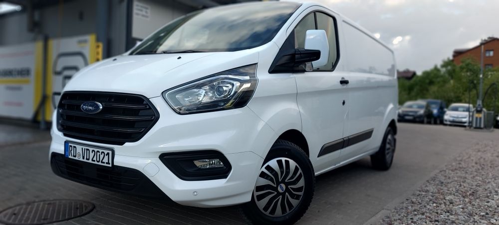 Piękny FORD TRANSIT CUSTOM L2H1 * Ledy Klima Czujniki Niski Przebieg