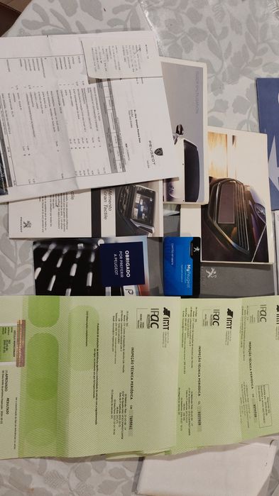 Peugeot 208 1.6 Hdi *Muito Bom estado geral*