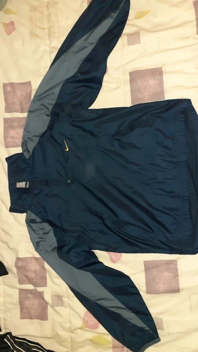 Casaco nike novo