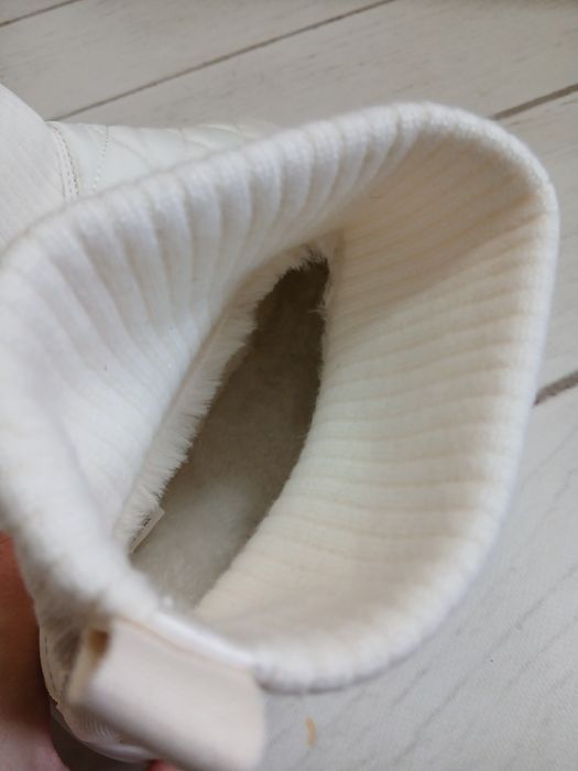 Buty damskie zimowe białe ciepłe za kostkę ulogu r.39