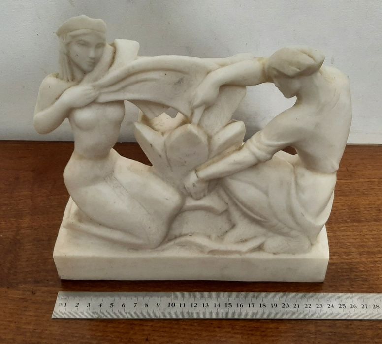 Статуэтка из искусственного мрамора