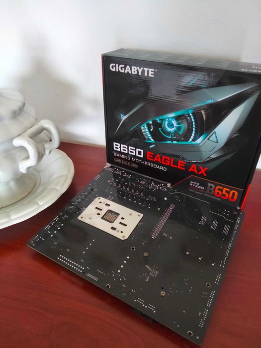 Bundle AM5 | Gigabyte B650 + 7500F