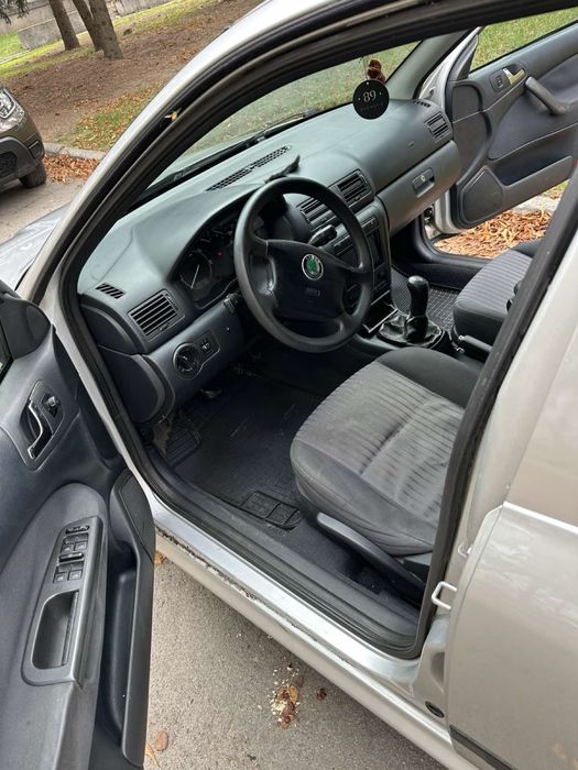 Продам Skoda Octavia Tour