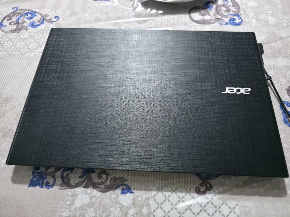 Pórtatil Acer TravelMate