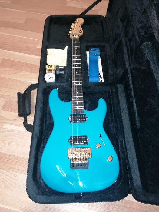 Guitarra  charvel San dimas
