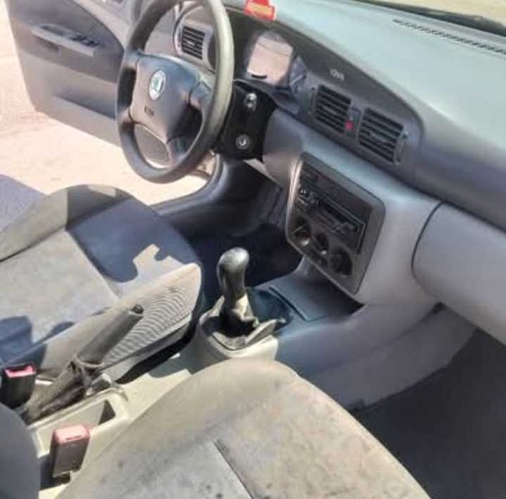 Skoda Octavia 1.9tdi 90cv Único Dono