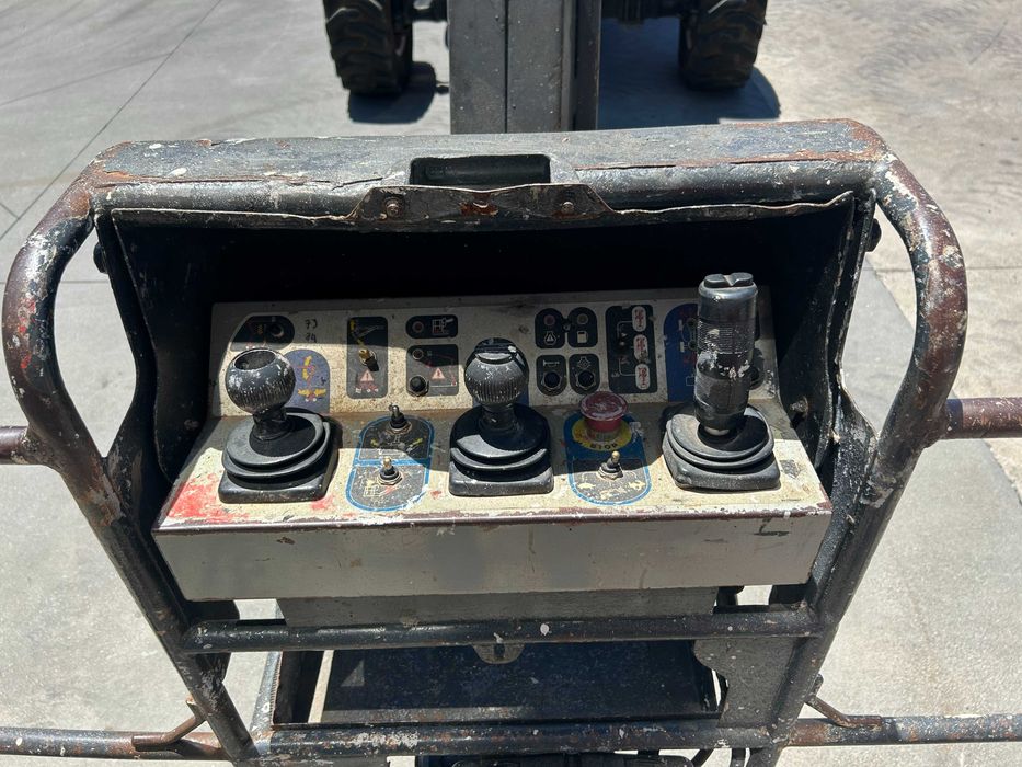 Plataforma Articulada Manitou 180 ATJ Diesel