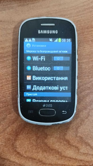 телефон Samsung GT-S5282