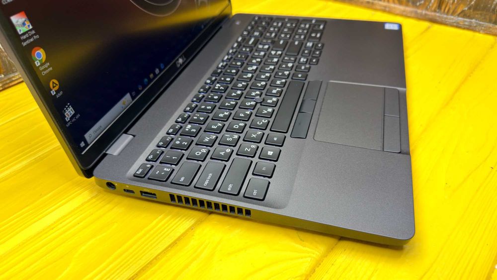 Потужний Офісний Ноутбук Dell Latitude 5500 /Core i5-8265u/ГАРАНТІЯ