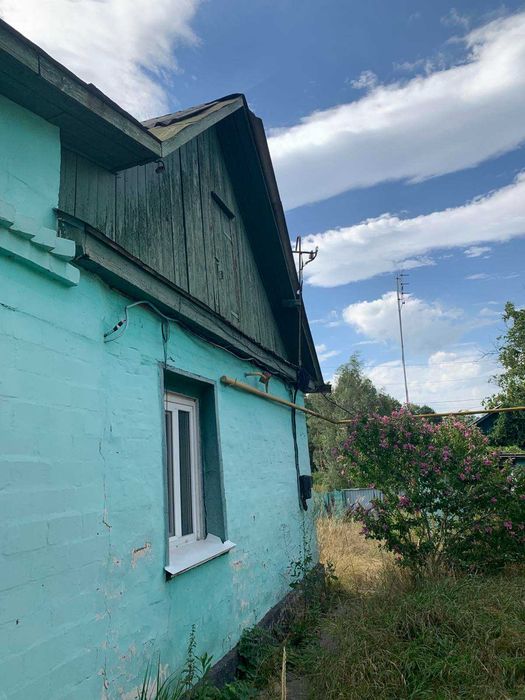 Продам Будинок біля річки в затишному районі   ( район Бровар)