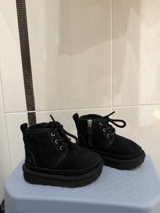 Дитячі черевики UGG зимові