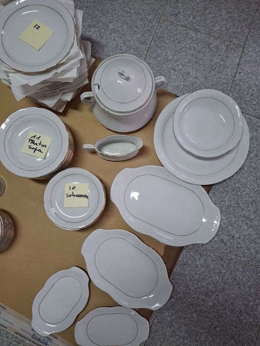 Serviço porcelana Baviera 84 peças