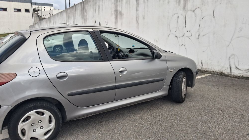 Peugeot 206 2002