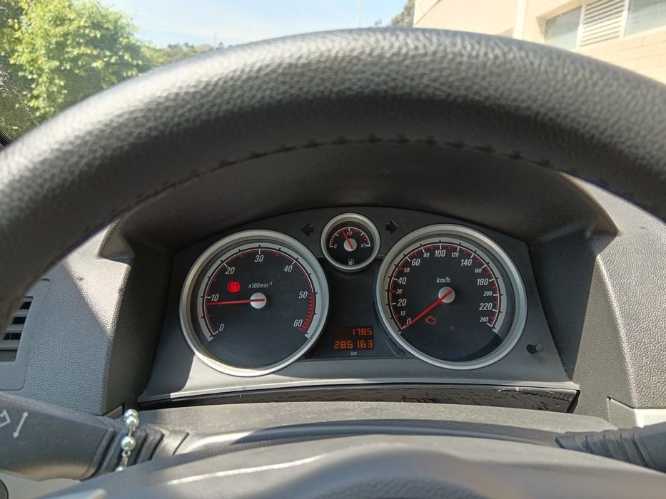Opel Astra 1.3CDTI