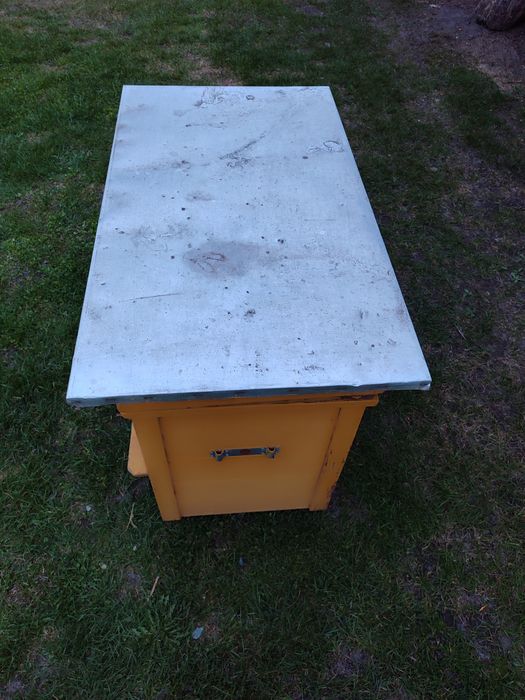 Вулик для бджіл на 2 сімї