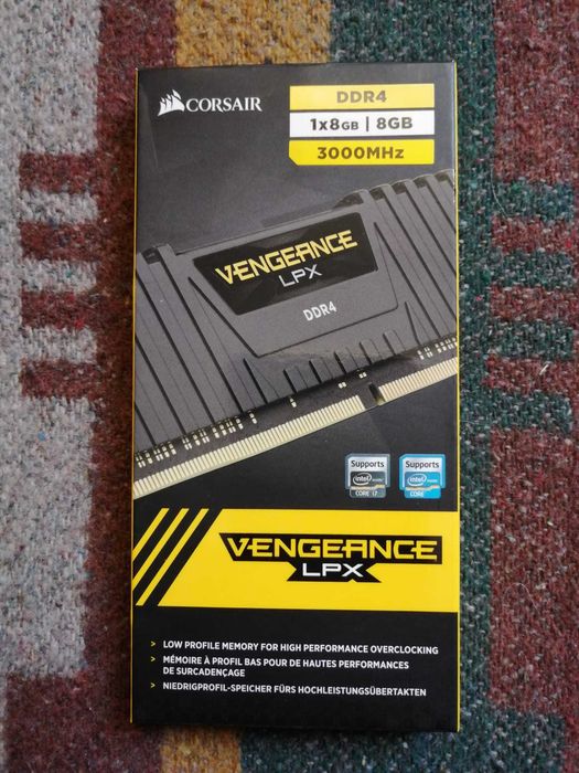 Pamięć RAM Corsair Vengeance LPX 8GB DDR4 3000MHz CL16