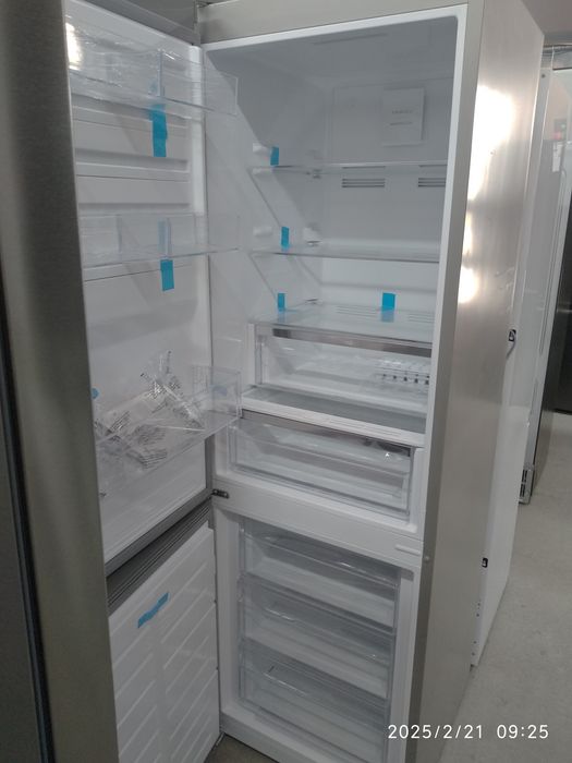 OUTLET Janki ul Wspólna 6 Lodówka ELECTROLUX LNC7ME32X3