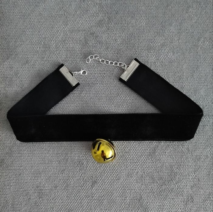 Dusik czoker ze złotym dzwoneczkiem goth emo punk alternatywka catgirl