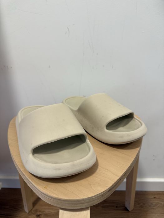 Chinelo borracha primark