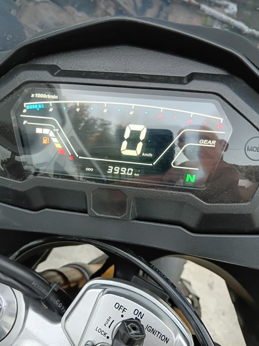 Мотоцикл 300 куб