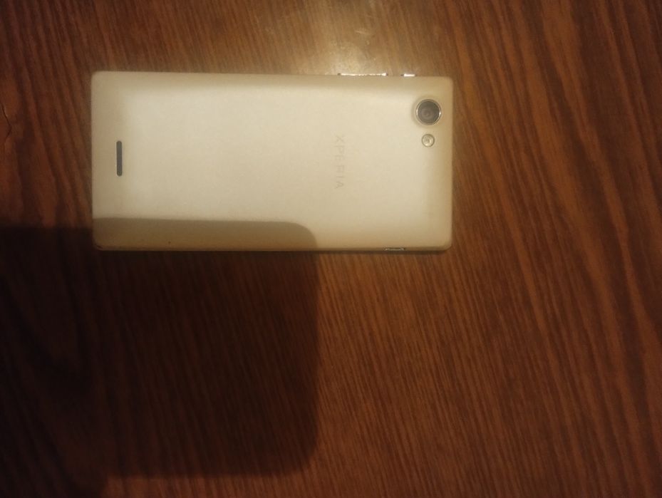 Продам Sony st26i