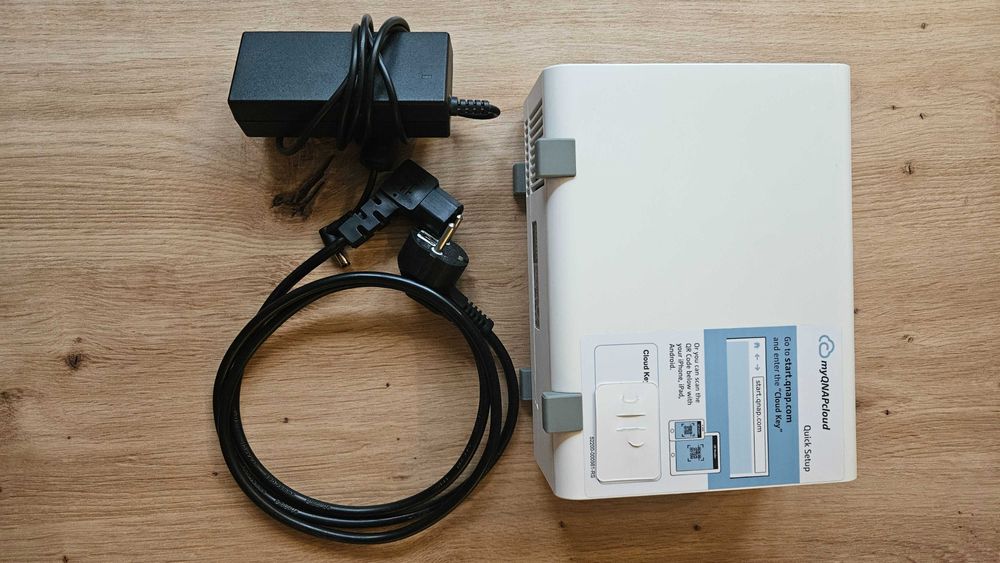 Dysk zewnętrzny - Serwer plików NAS -firmy QNAP TS-212P