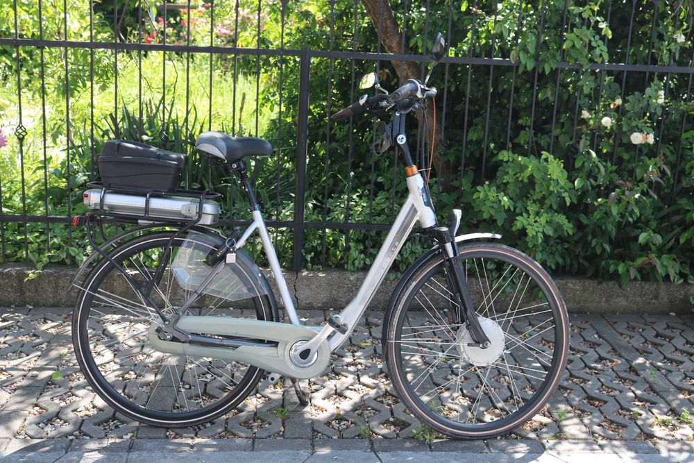 Rower elektryczny Sparta F8E