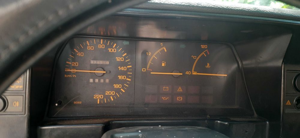 MAZDA 323 1987 VIN JMZBF144200301409 фото оголошення 8 з 24