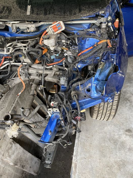 Двері передня ліва  Chevrolet Volt 2016 - 2019