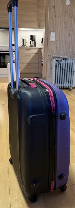 Чемодан фирмы  Big T / размер L