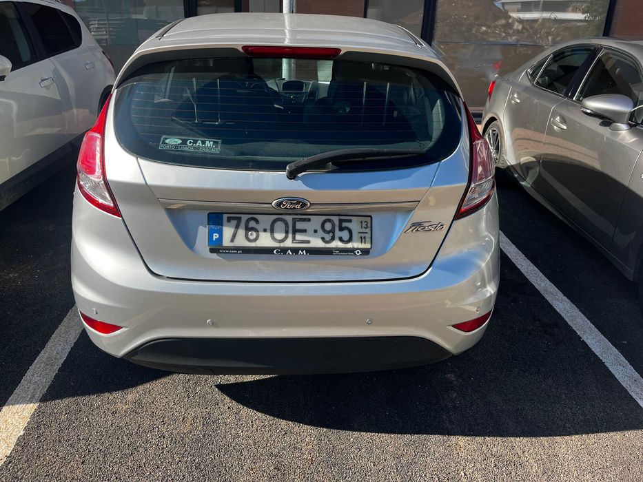 Vendo Carro Ford Fiesta de Nov 2013