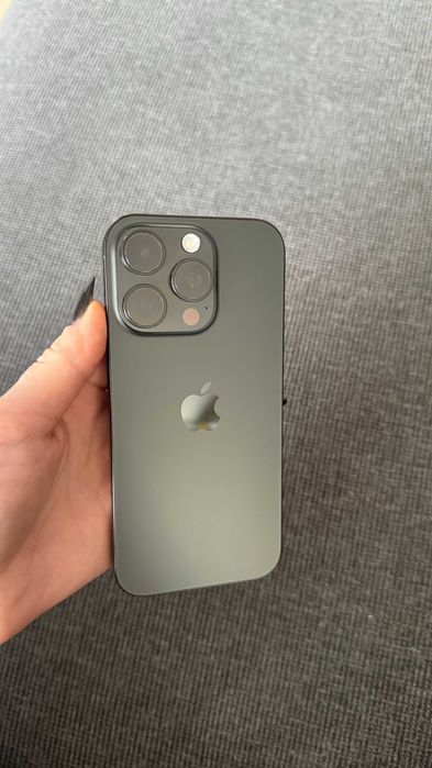 iPhone 16 pro 128 black