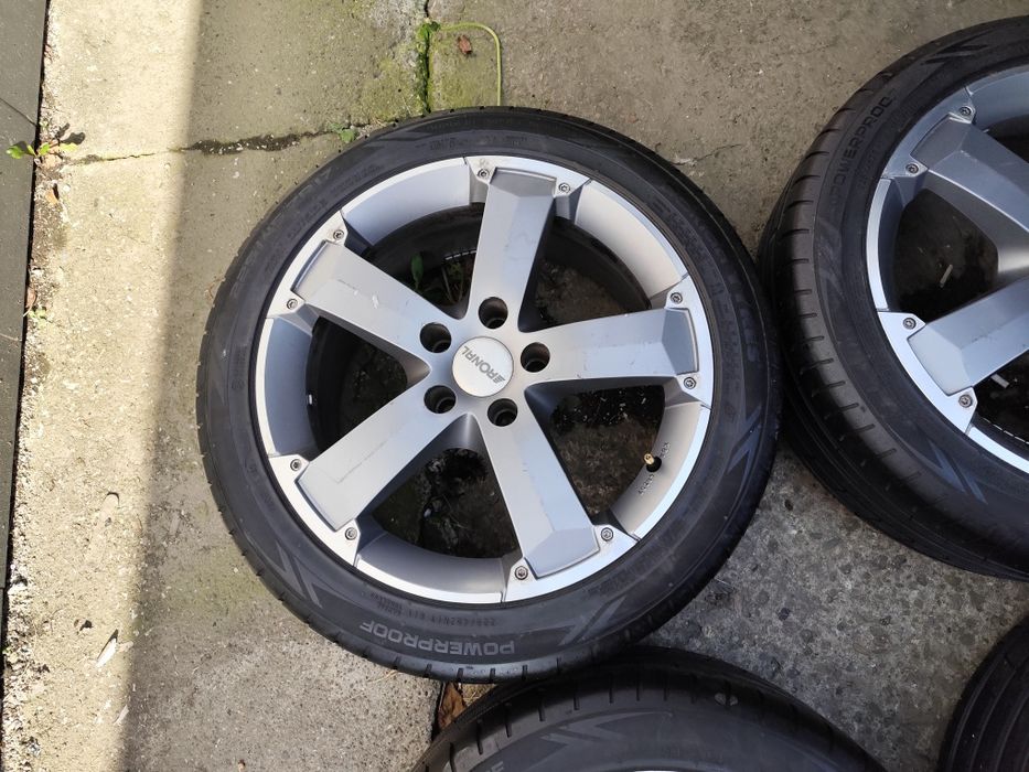 Felgi aluminiowe z oponami 17