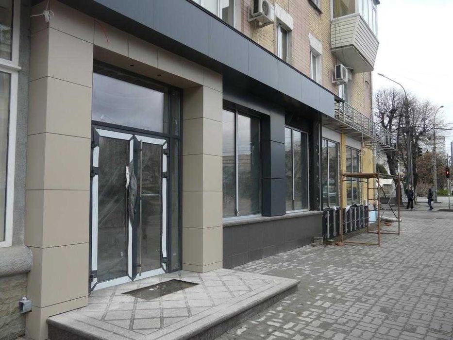 Оренда фасадного приміщення в центрі міста — вул. Дашковича / бул. Шевченка